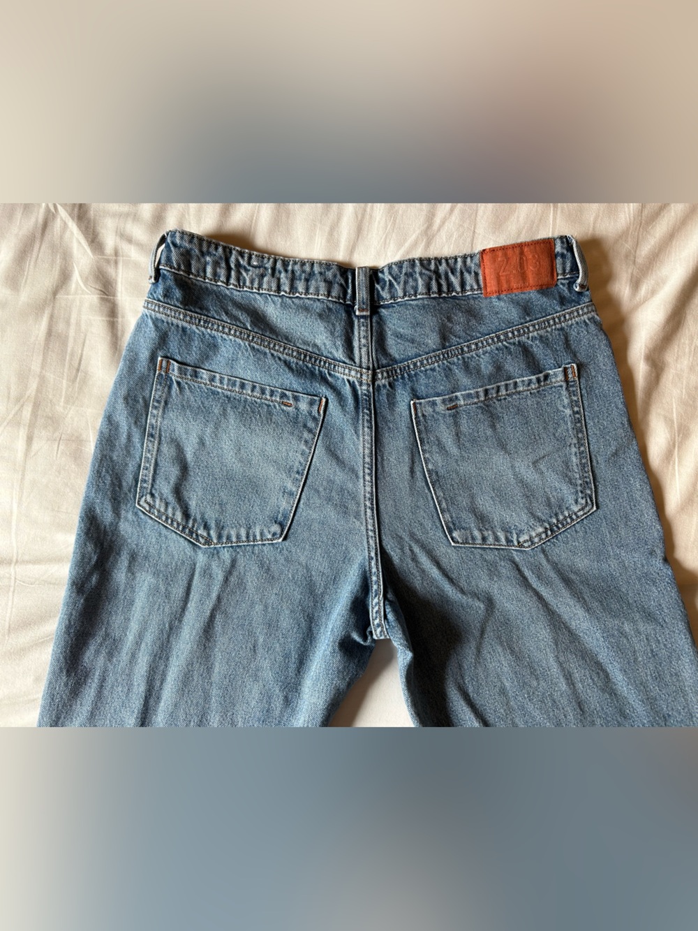 Zara Size 10 wide leg jeans - Picture 5 of 5